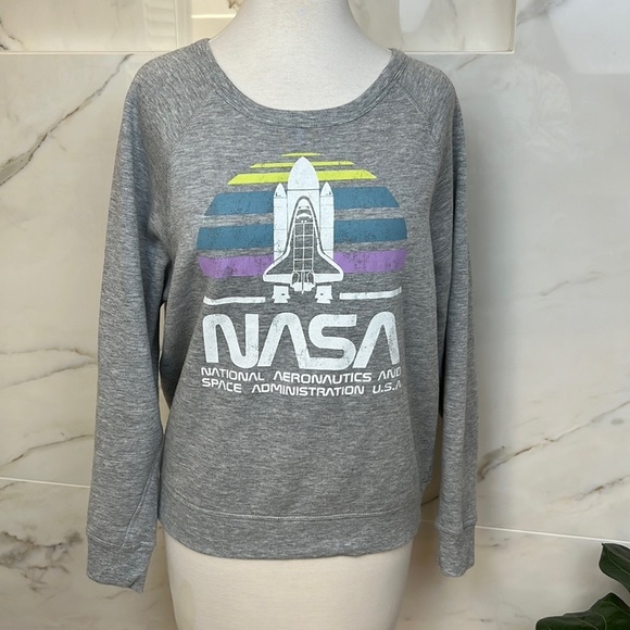 Grayson Threads Tops - ✅ NASA Sweatshirt, Size Small